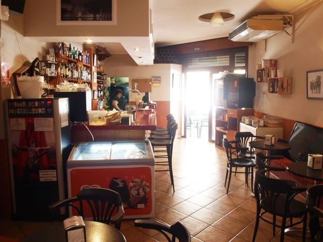 Restaurant/Bar for sale in Fuengirola - € 375,000 (Ref: 9428286)