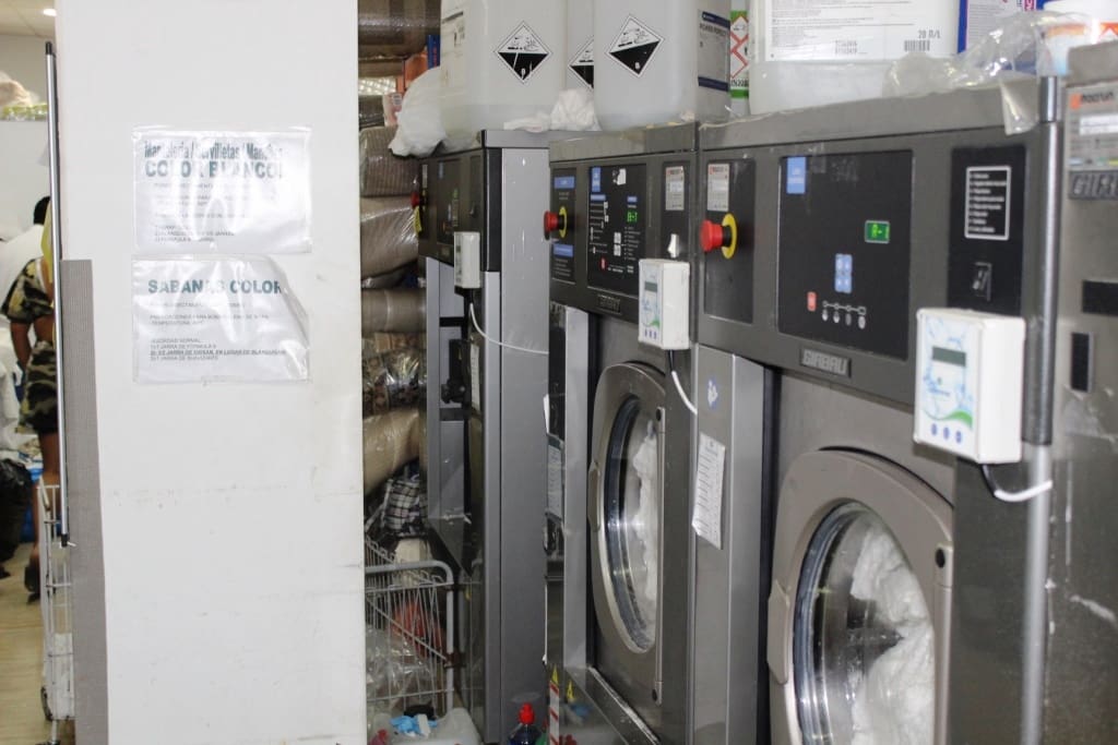 Business for sale in Benalmadena - € 350,000 (Ref: 9428287)