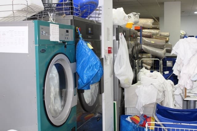 Business for sale in Benalmádena - € 350,000 (Ref: 9428287)