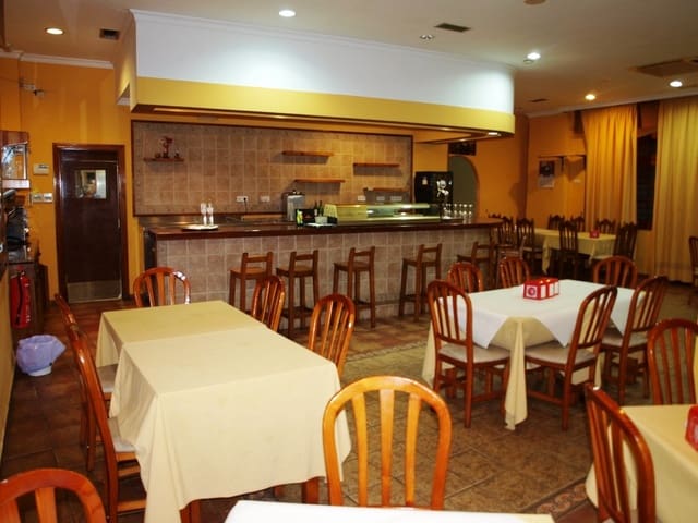 Restaurang/Bar till salu i Torremolinos - 350 000 € (Ref: 9428290)