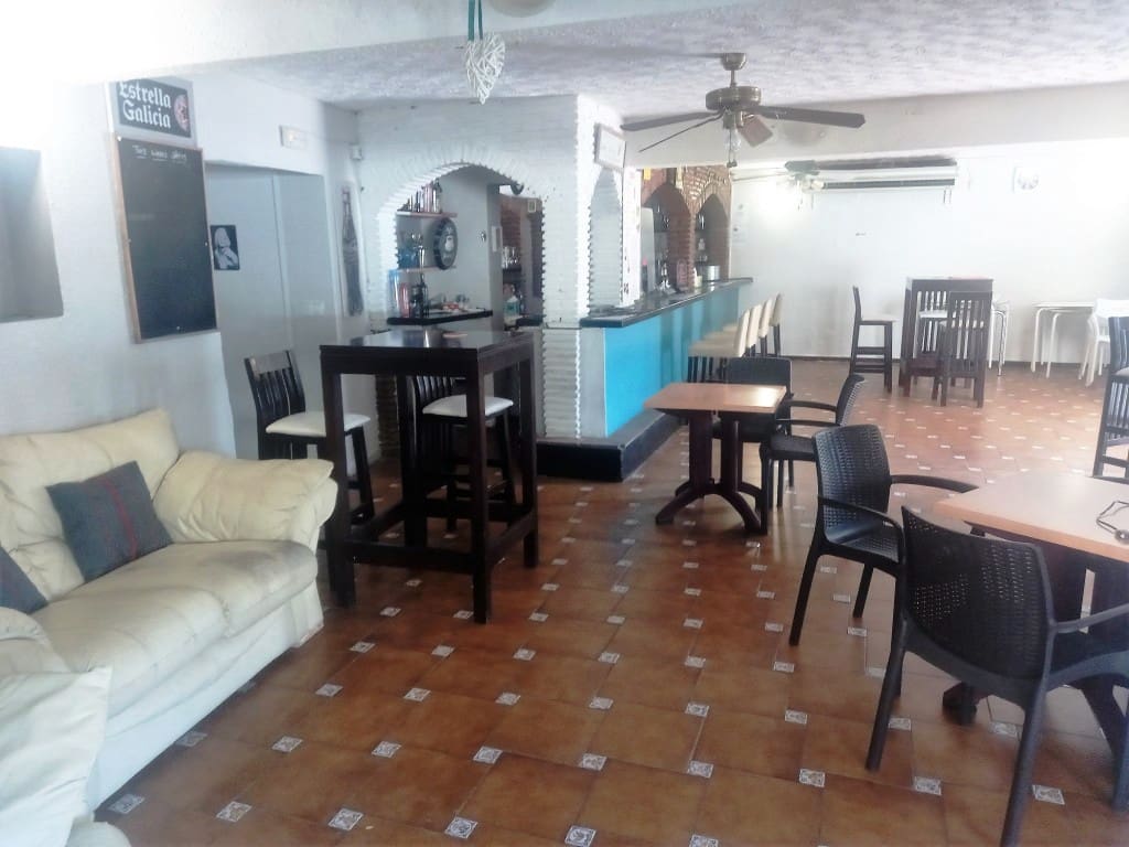 Restaurant/Bar for sale in Benalmadena - € 345,000 (Ref: 9428291)