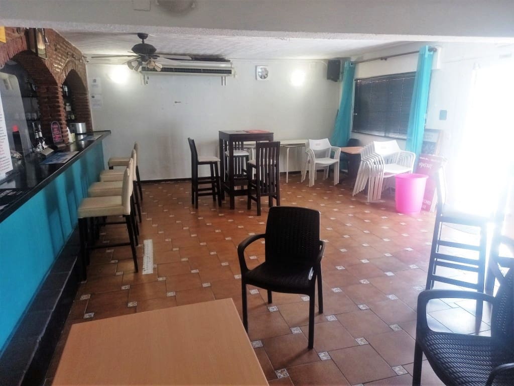 Restaurant/Bar for sale in Benalmadena - € 345,000 (Ref: 9428291)