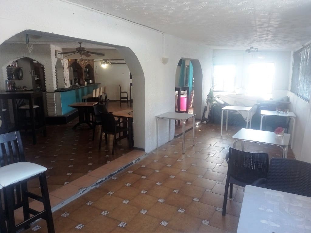 Restaurant/Bar for sale in Benalmadena - € 345,000 (Ref: 9428291)