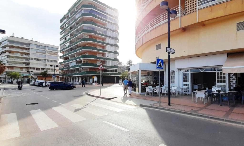 Restaurant/Bar for sale in Fuengirola - € 330,000 (Ref: 9428294)