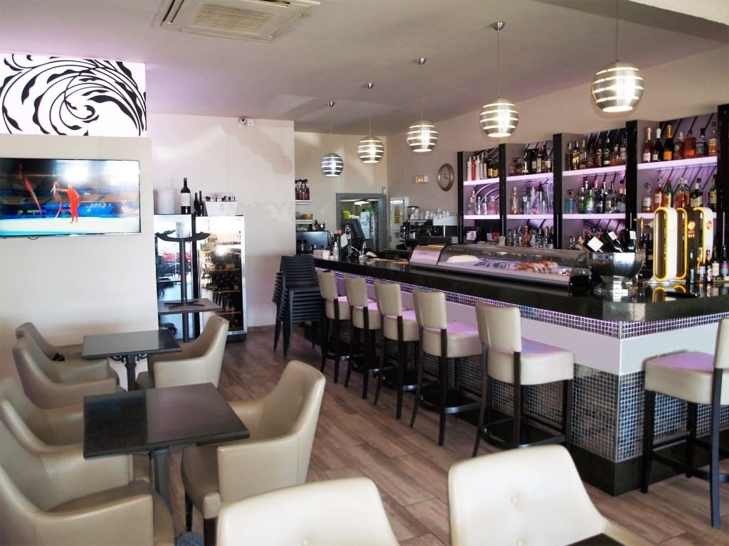 Restaurant/Bar for sale in Fuengirola - € 329,950 (Ref: 9428295)