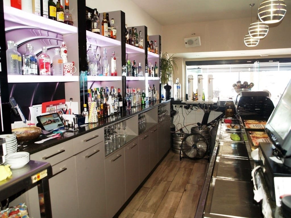 Restaurant/Bar for sale in Fuengirola - € 329,950 (Ref: 9428295)