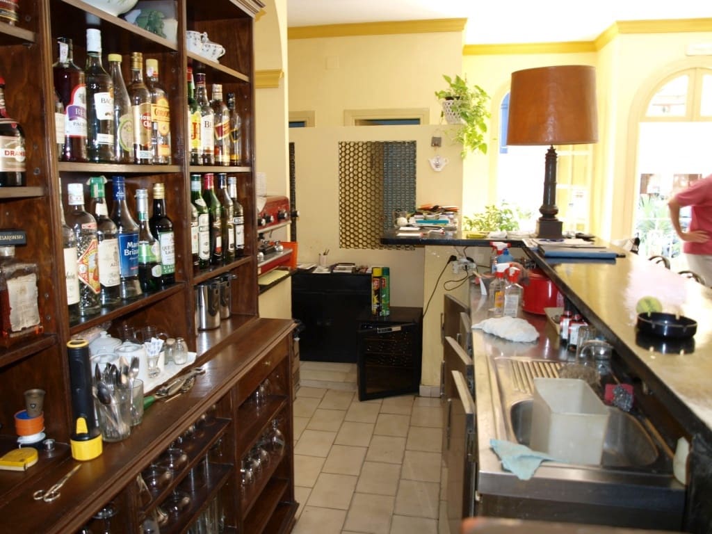 Restaurant/Bar for sale in Torremolinos - € 325,000 (Ref: 9428297)