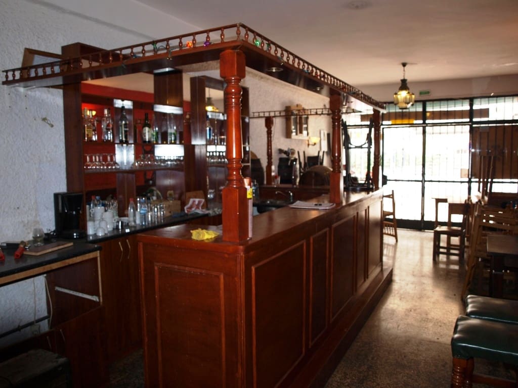 Restaurante/Bar para venda em Benalmadena - 285 000 € (Ref: 9428301)