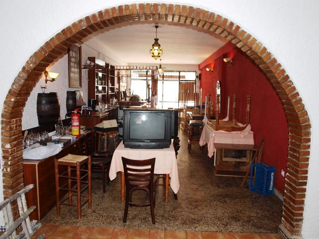 Restaurante/Bar para venda em Benalmadena - 285 000 € (Ref: 9428301)