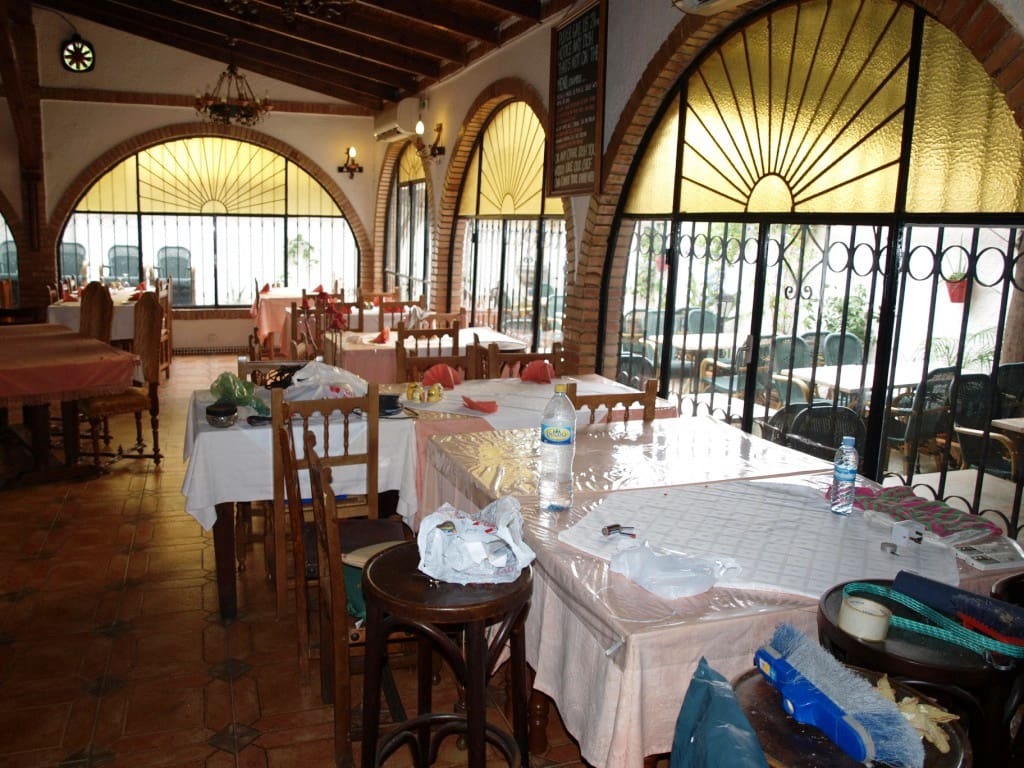 Restaurante/Bar para venda em Benalmadena - 285 000 € (Ref: 9428301)