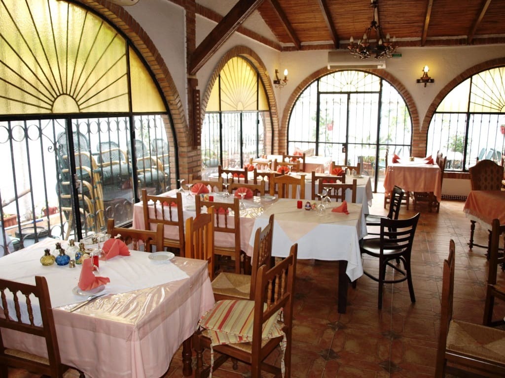 Restaurante/Bar para venda em Benalmadena - 285 000 € (Ref: 9428301)