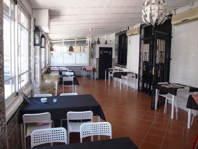 Restaurante/Bar para venda em Torremolinos - 275 000 € (Ref: 9428302)