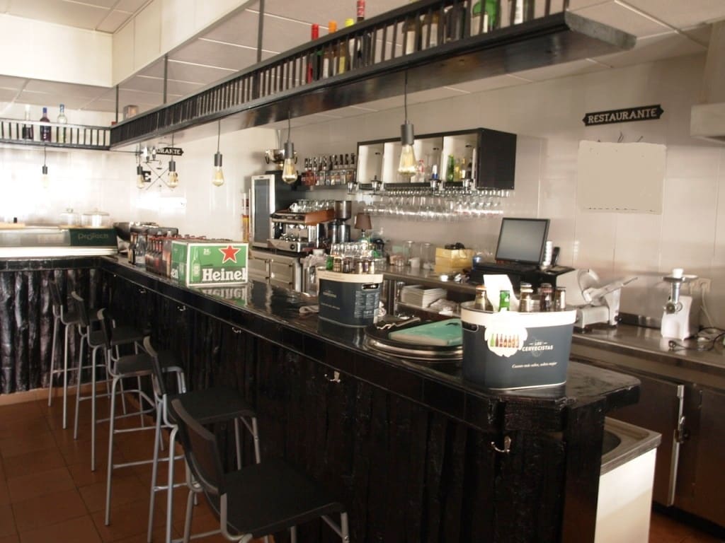 Restaurante/Bar para venda em Torremolinos - 275 000 € (Ref: 9428302)