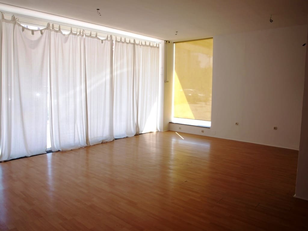 Restaurant/Bar for sale in Fuengirola - € 270,000 (Ref: 9428309)