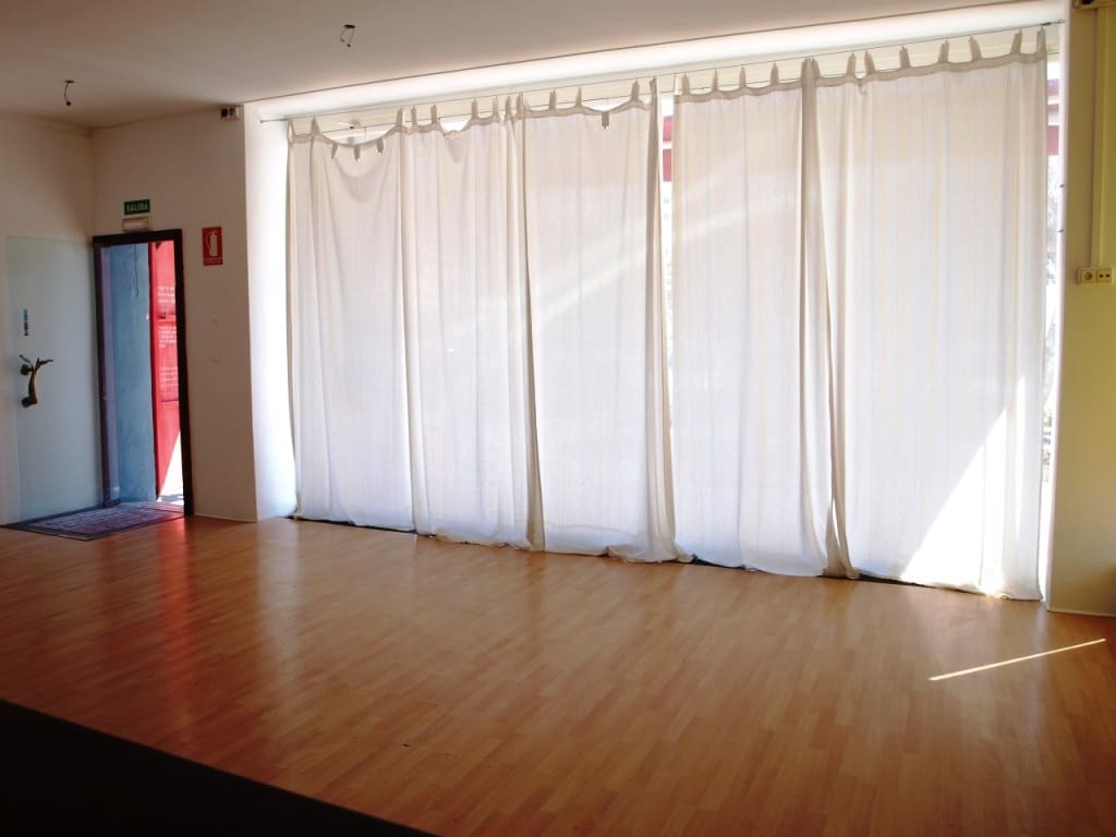 Restaurant/Bar for sale in Fuengirola - € 270,000 (Ref: 9428309)