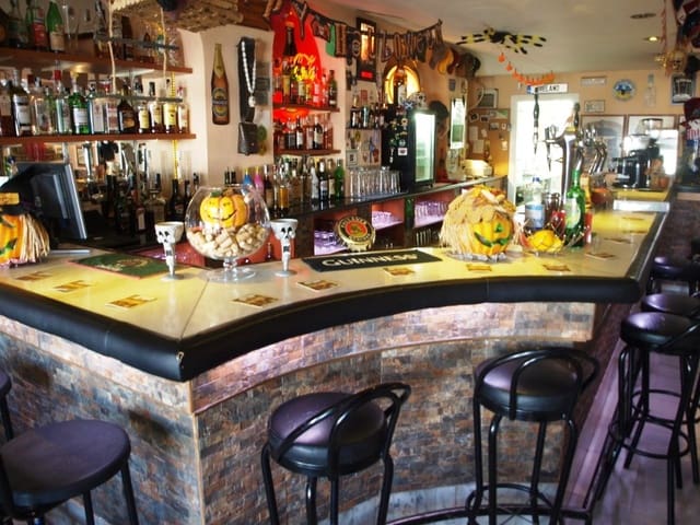 Restaurant/bar te koop in Torremolinos - € 265.000 (Ref: 9428311)