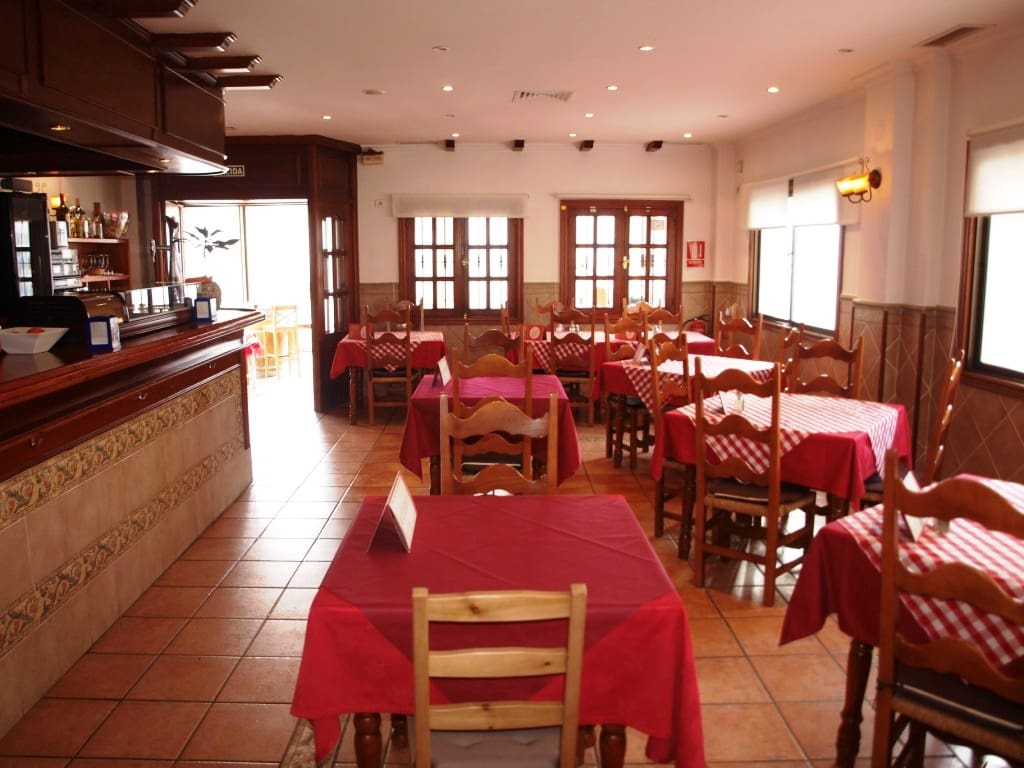 Restaurant/Bar for sale in Fuengirola - € 259,950 (Ref: 9428312)