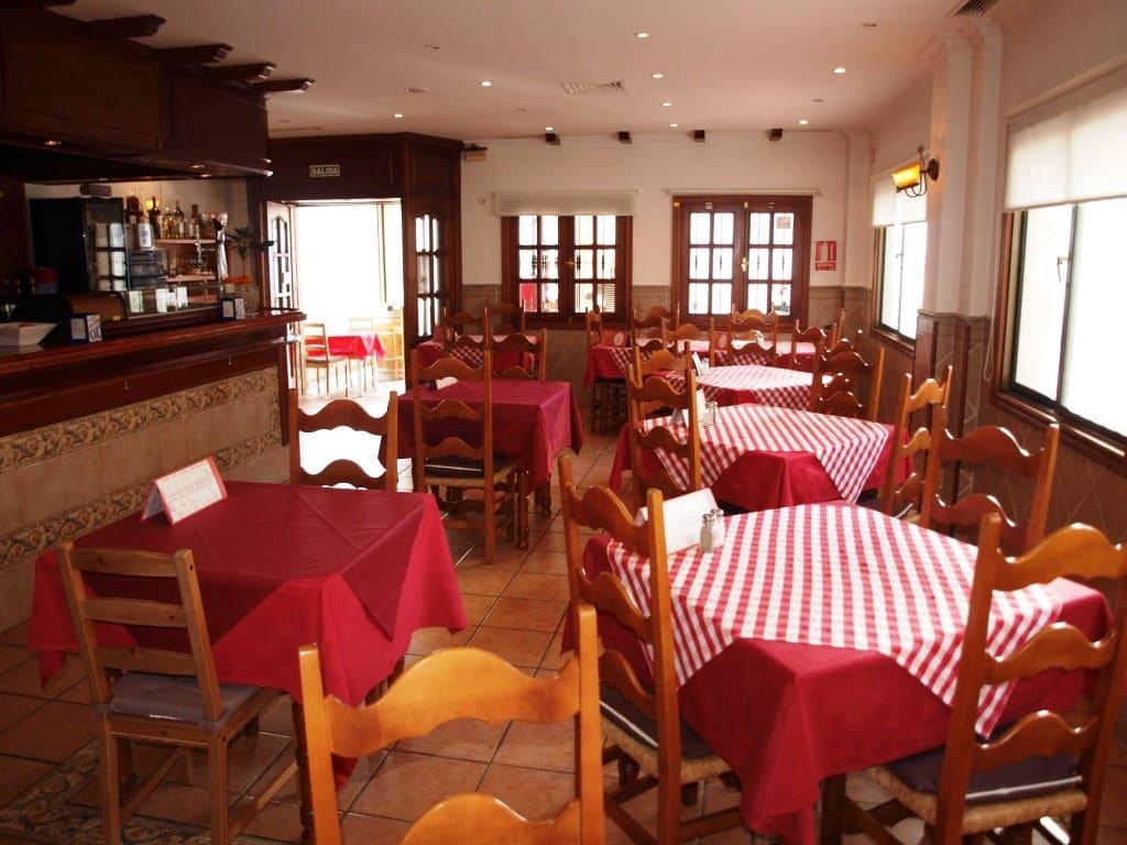 Restaurant/Bar for sale in Fuengirola - € 259,950 (Ref: 9428312)