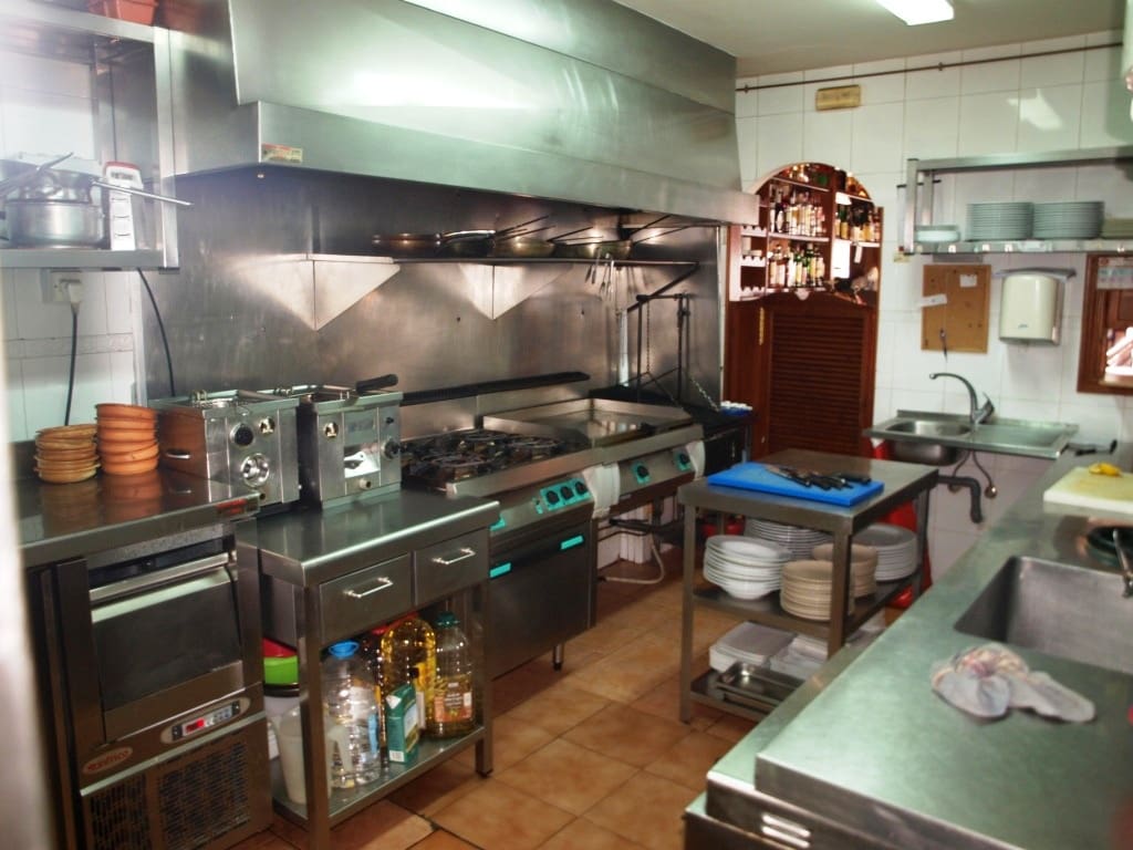 Restaurant/Bar for sale in Fuengirola - € 259,950 (Ref: 9428312)