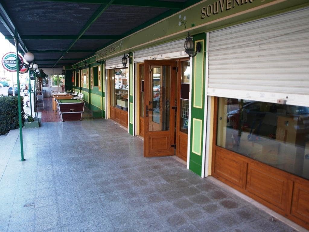 Business for sale in Torremolinos - € 259,000 (Ref: 9428314)