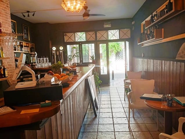 Restaurant/Bar for sale in Fuengirola - € 250,000 (Ref: 9428317)
