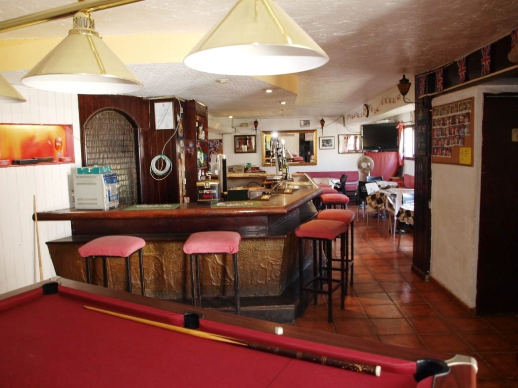Restaurant/Bar for sale in Torremolinos - € 249,950 (Ref: 9428319)