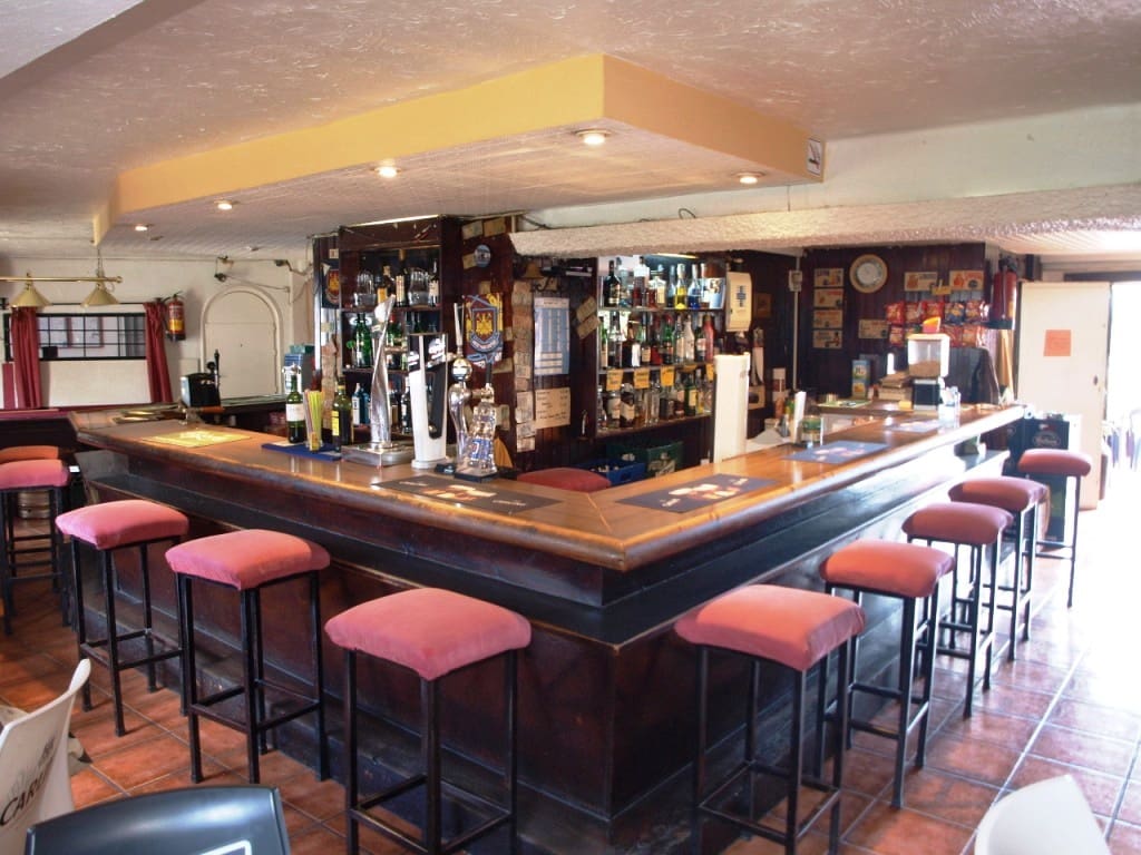 Restaurant/Bar for sale in Torremolinos - € 249,950 (Ref: 9428319)