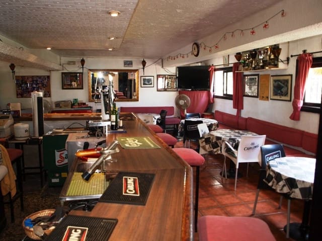 Restaurant/Bar for sale in Torremolinos - € 249,950 (Ref: 9428319)