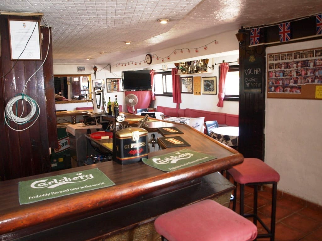 Restaurant/Bar for sale in Torremolinos - € 249,950 (Ref: 9428319)