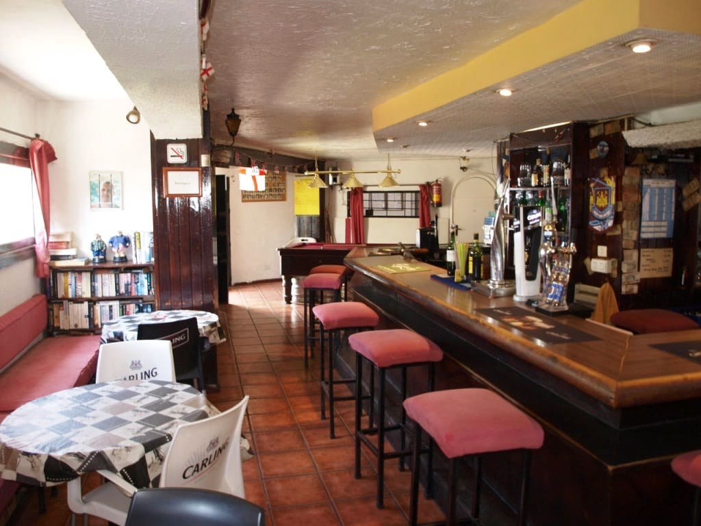 Restaurant/Bar for sale in Torremolinos - € 249,950 (Ref: 9428319)