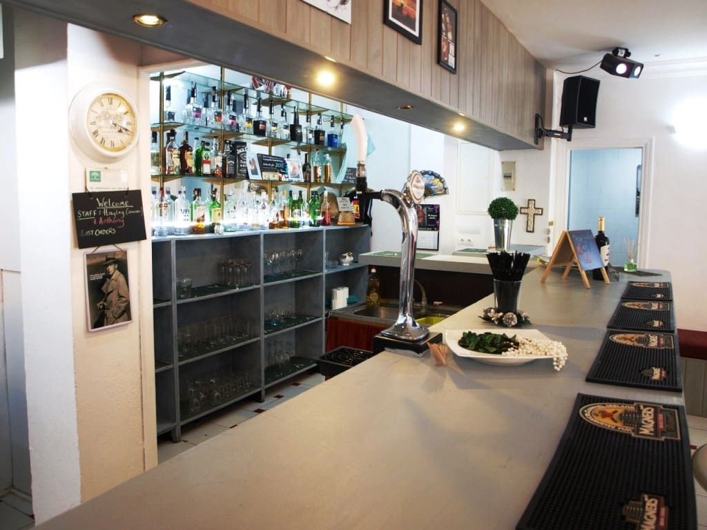 Restaurant/Bar for sale in Fuengirola - € 245,000 (Ref: 9428321)