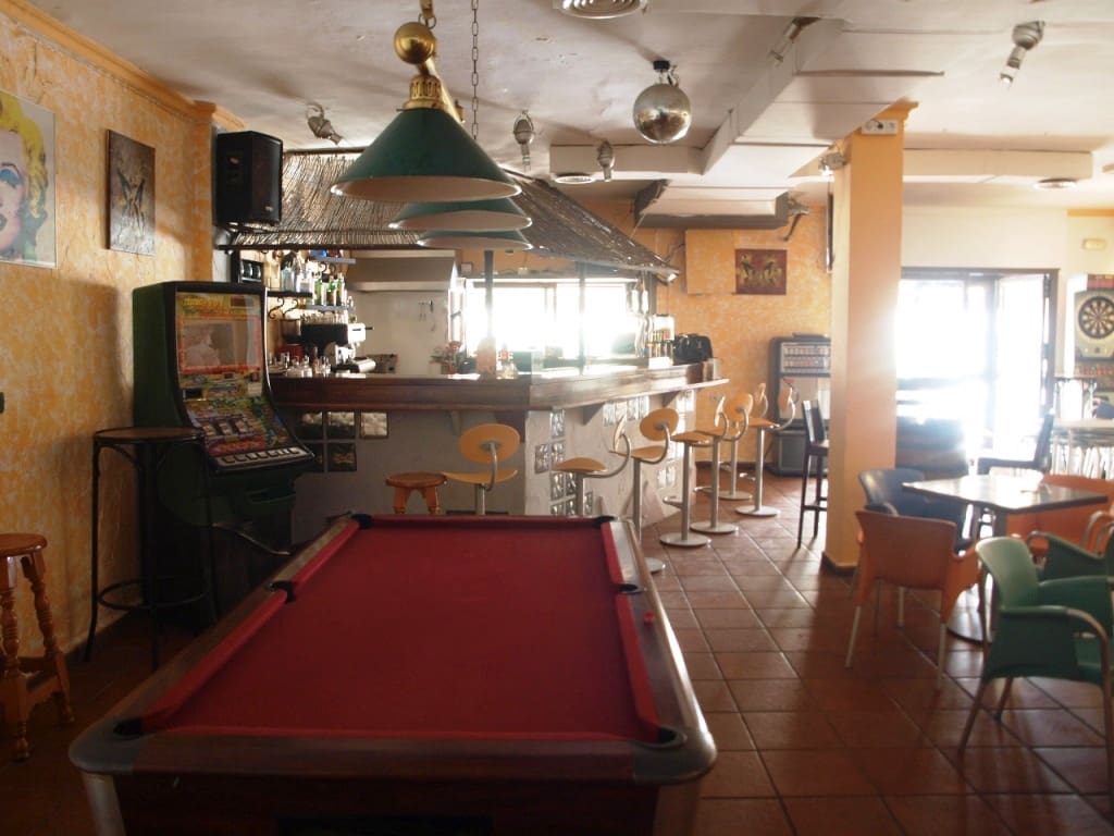 Restaurant/Bar for sale in Benalmadena - € 245,000 (Ref: 9428322)