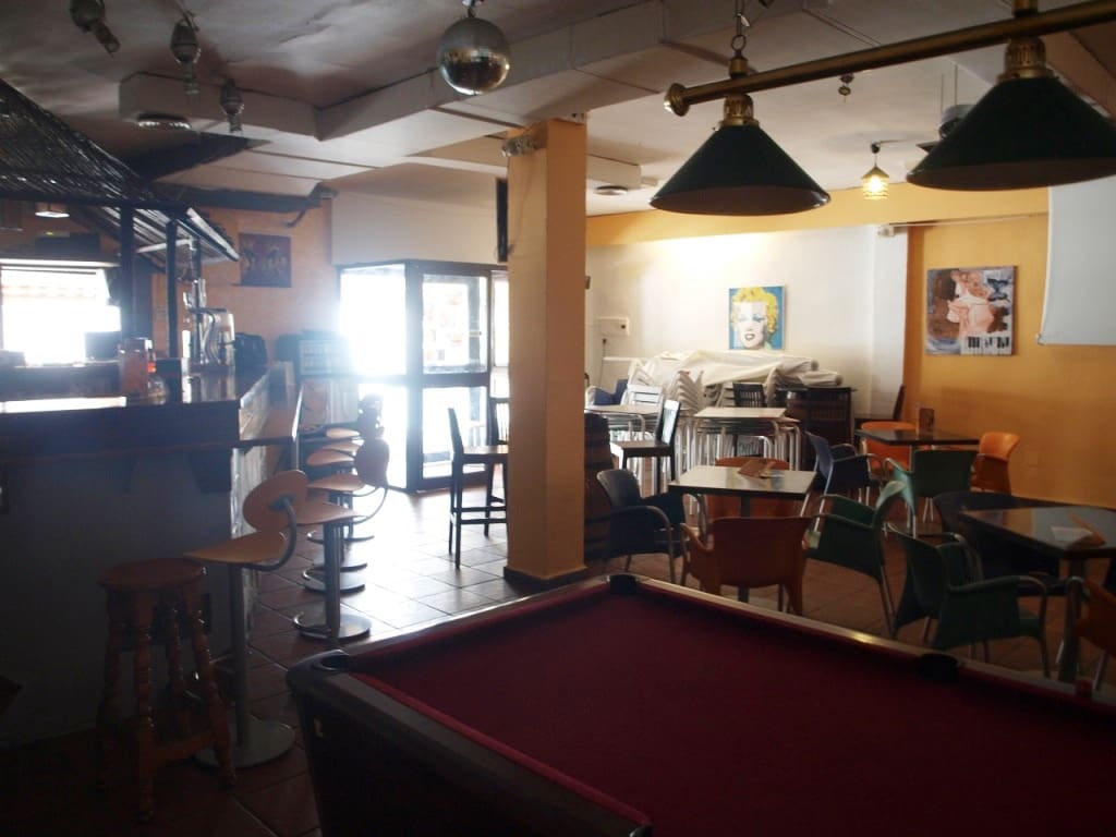 Restaurant/Bar for sale in Benalmadena - € 245,000 (Ref: 9428322)