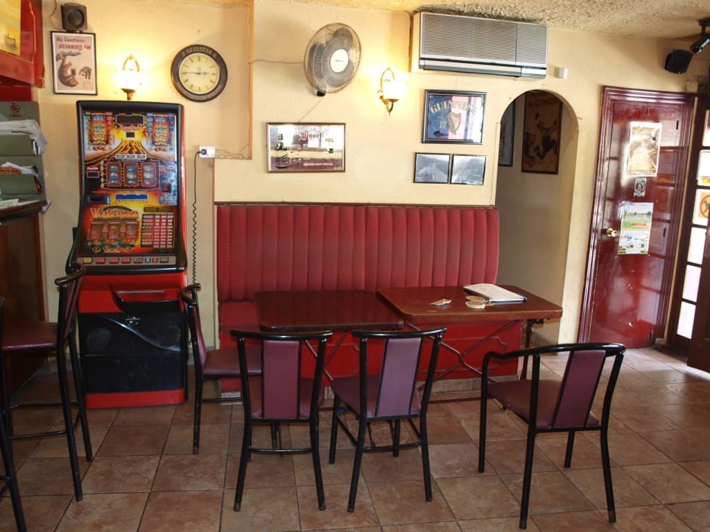 Restaurant/Bar for sale in Fuengirola - € 240,000 (Ref: 9428324)