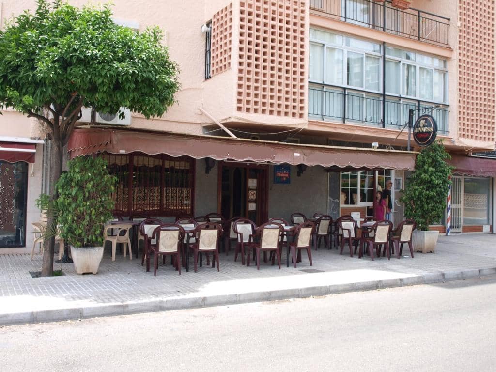 Restaurant/Bar for sale in Fuengirola - € 240,000 (Ref: 9428324)