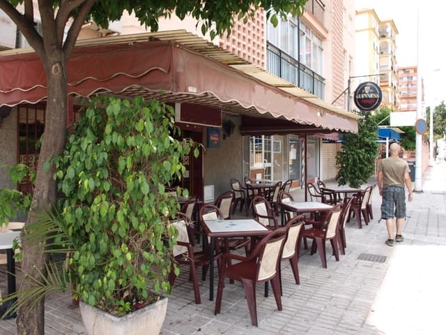 Restaurant/Bar for sale in Fuengirola - € 240,000 (Ref: 9428324)