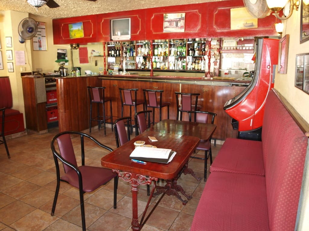 Restaurant/Bar for sale in Fuengirola - € 240,000 (Ref: 9428324)