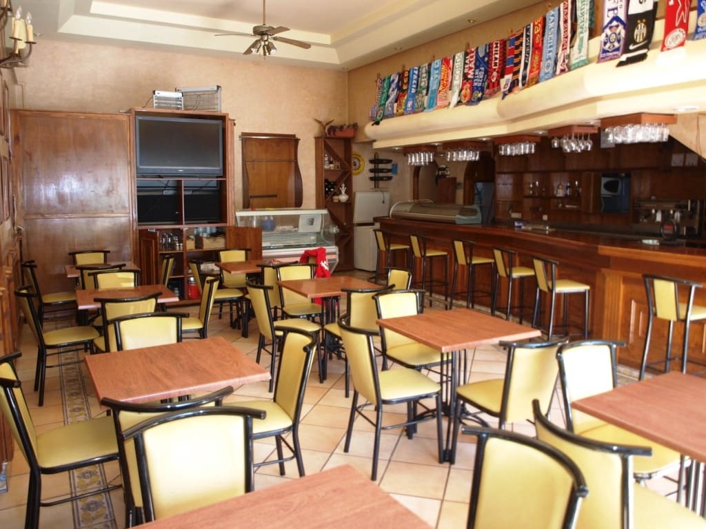 Restaurant/Bar for sale in Torremolinos - € 235,000 (Ref: 9428326)