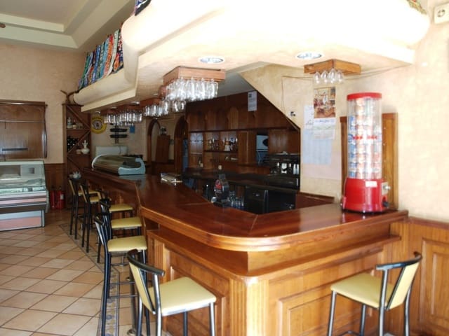 Restaurant/Bar for sale in Torremolinos - € 235,000 (Ref: 9428326)