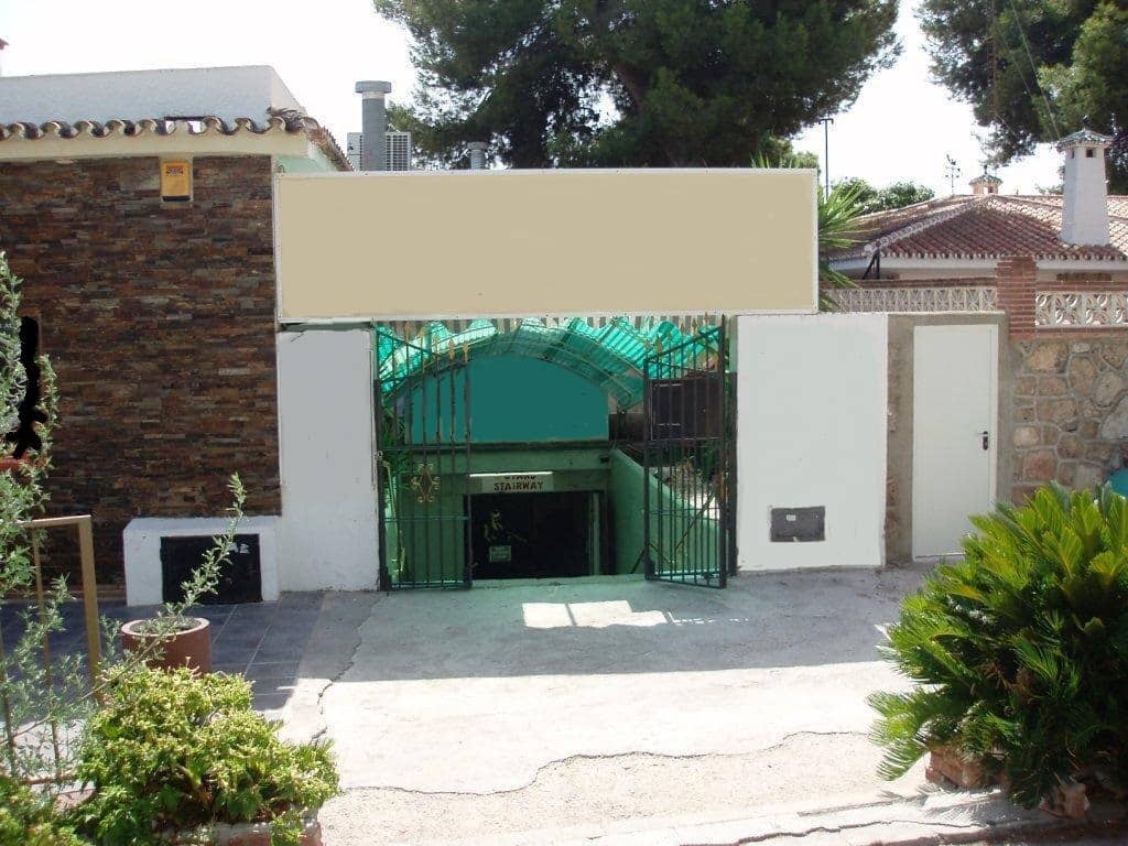 Restaurant/Bar for sale in Benalmadena - € 229,950 (Ref: 9428327)