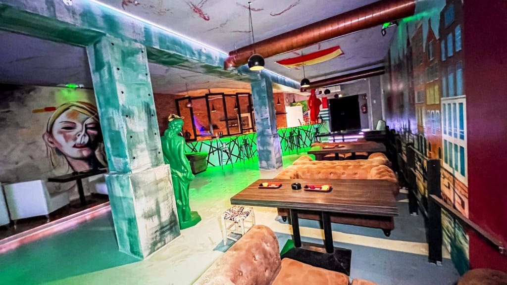 Restaurant/Bar for sale in Benalmadena - € 229,950 (Ref: 9428327)