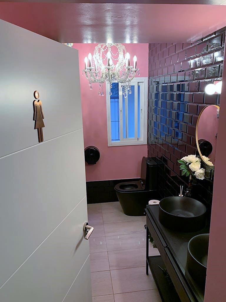 Restaurant/Bar for sale in Marbella - € 225,000 (Ref: 9428328)