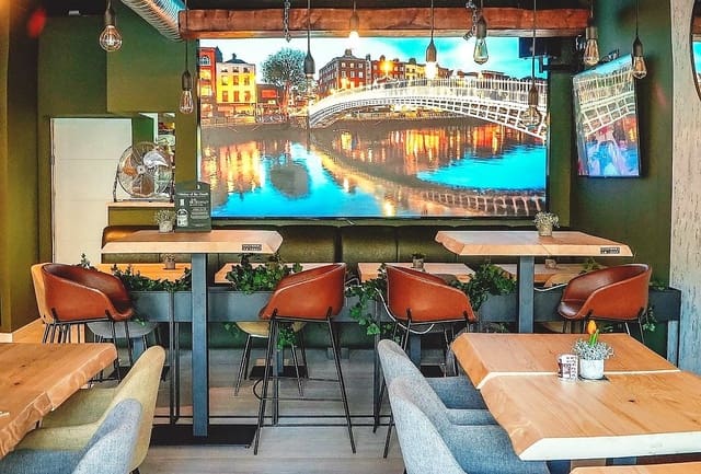 Restaurant/Bar for sale in Marbella - € 225,000 (Ref: 9428328)