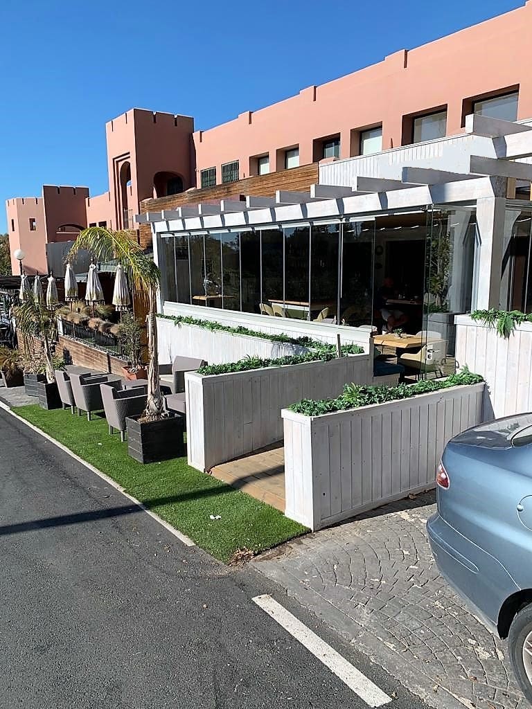 Restaurant/Bar for sale in Marbella - € 225,000 (Ref: 9428328)