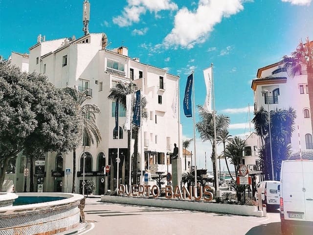 Restaurant/Bar for sale in Marbella - € 225,000 (Ref: 9428330)