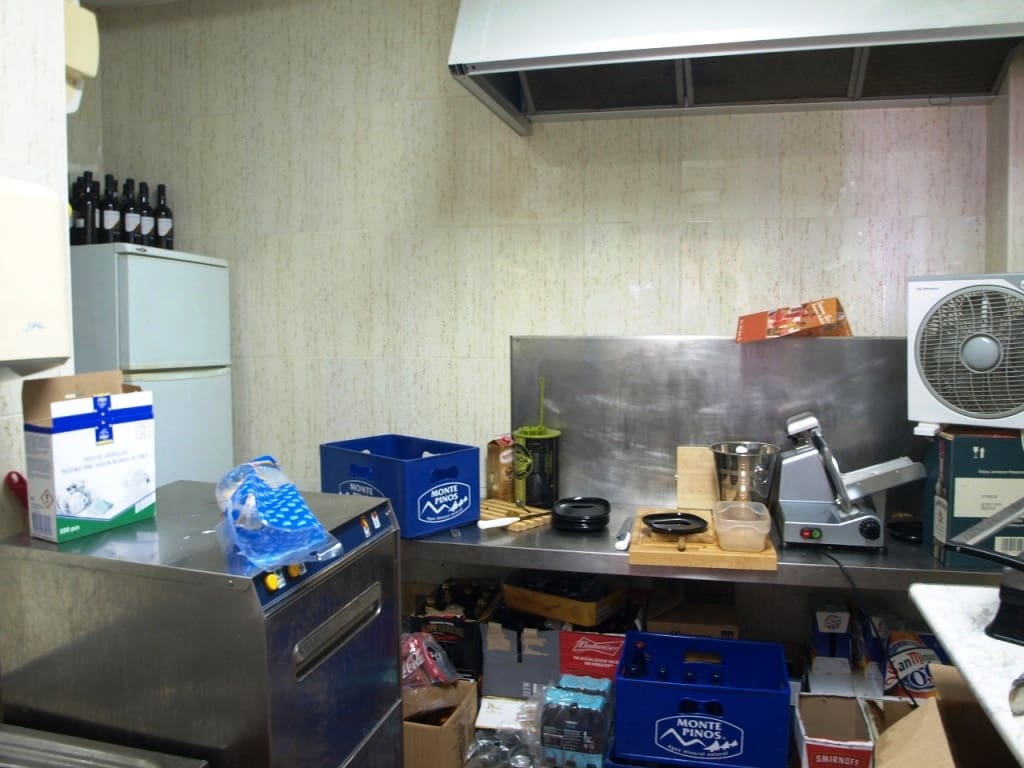 Restaurant/Bar for sale in Benalmadena - € 225,000 (Ref: 9428331)