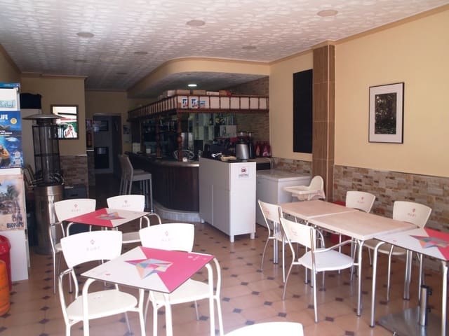 Restaurant/Bar for sale in Torremolinos - € 220,000 (Ref: 9428332)