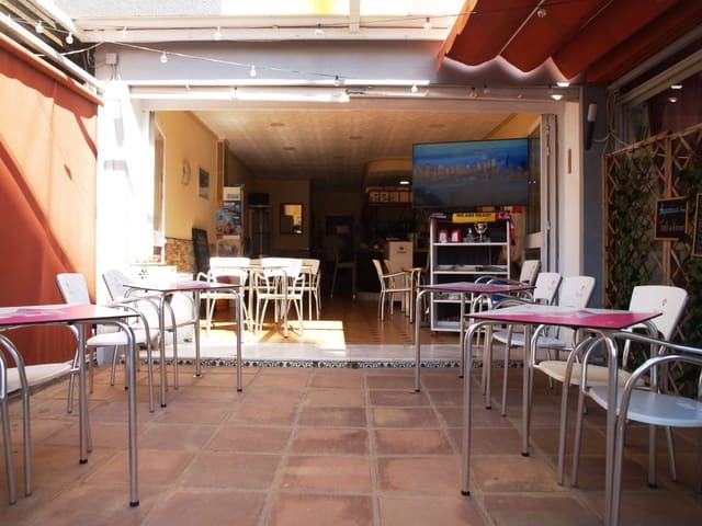 Restaurant/Bar for sale in Torremolinos - € 220,000 (Ref: 9428332)