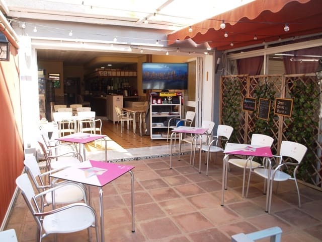 Restaurant/Bar for sale in Torremolinos - € 220,000 (Ref: 9428332)