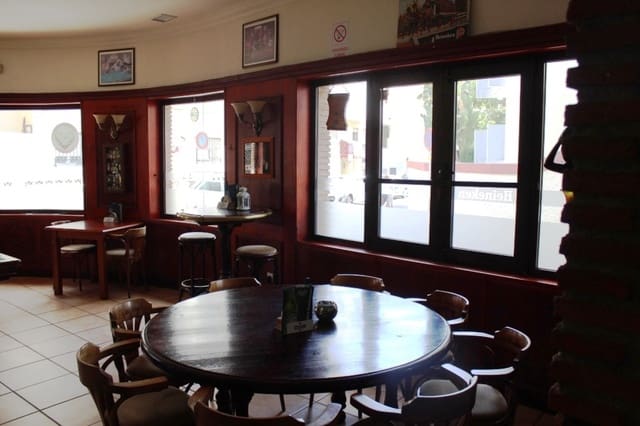 Restaurant/Bar til salg i Torremolinos - € 219.950 (Ref: 9428333)